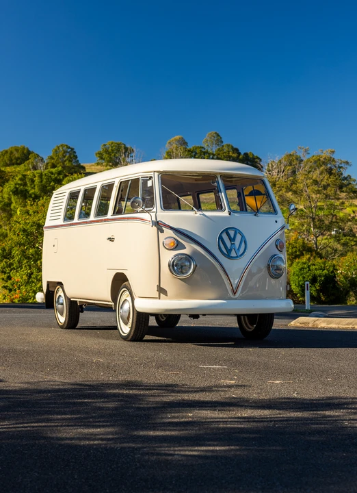 1964 Volkswagen Split-Window Bus - Image 19 of 31