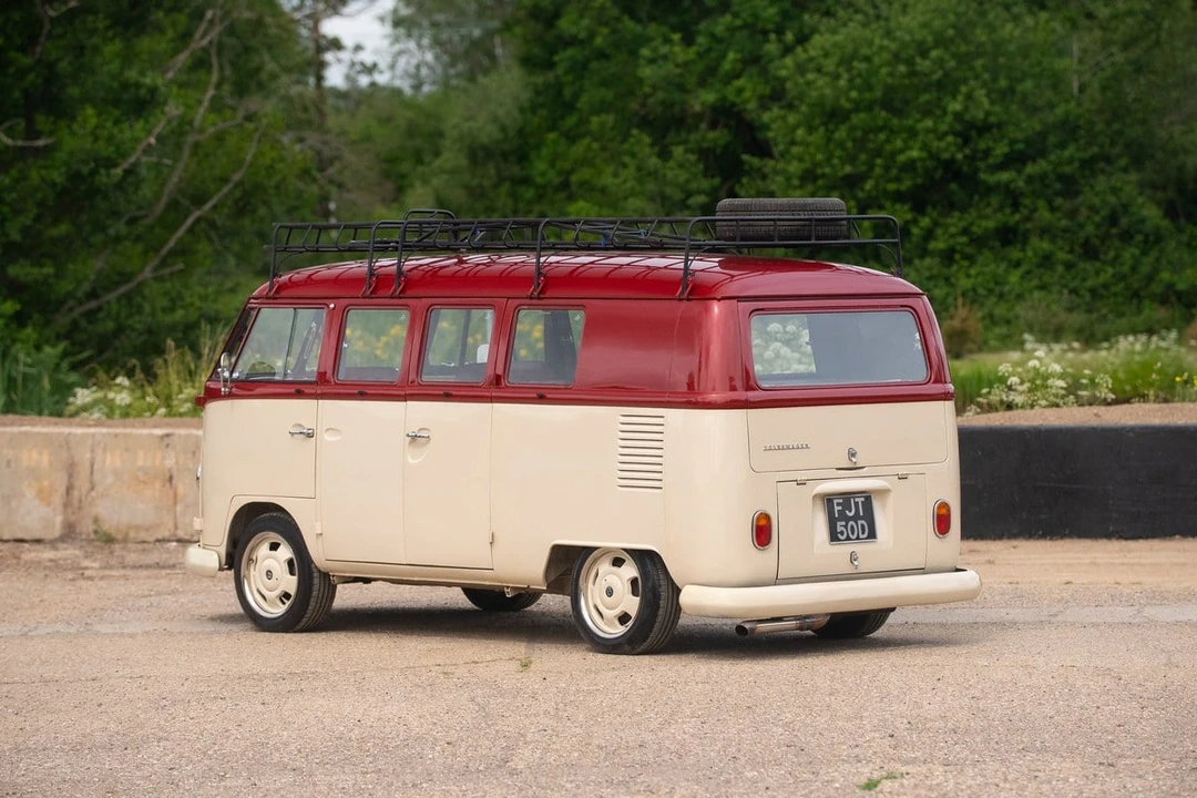 1966 Volkswagen Split-Window Bus - Image 3 of 30