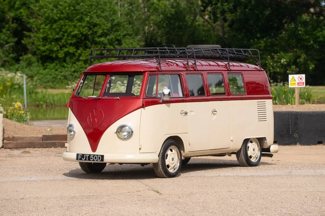 1966 Volkswagen Split-Window Bus - Image 29 of 30