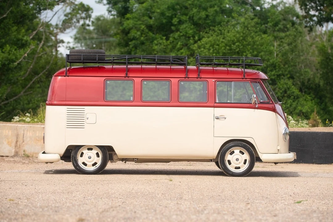 1966 Volkswagen Split-Window Bus - Image 26 of 30