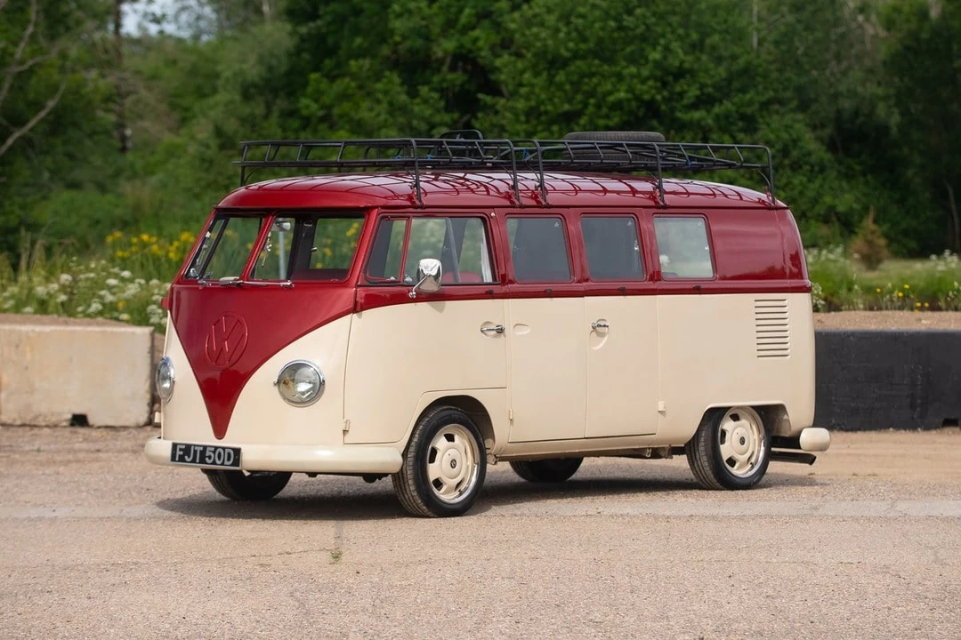 1966 Volkswagen Split-Window Bus - Image 6 of 30