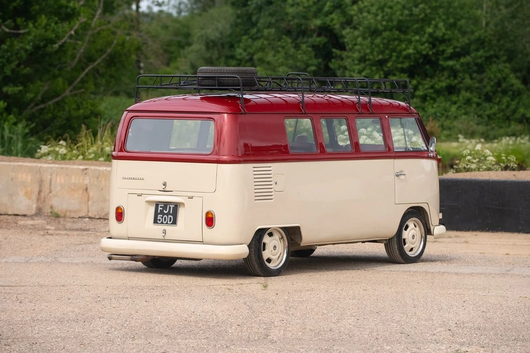 1966 Volkswagen Split-Window Bus - Image 28 of 30