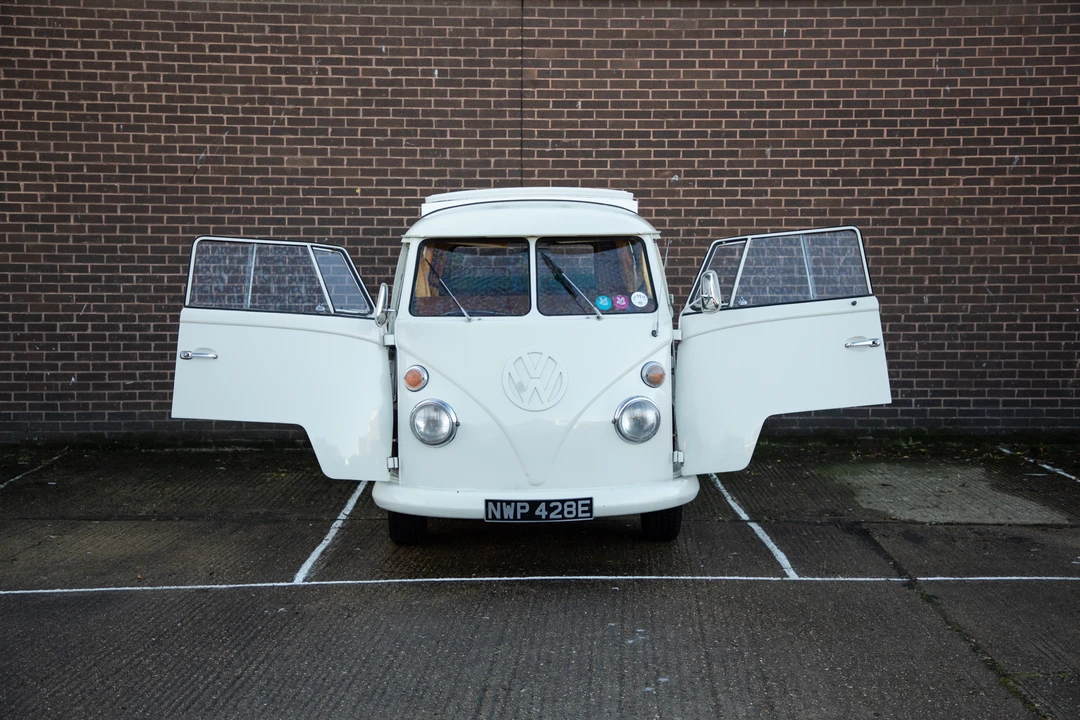 1966 Volkswagen Split-Window Camper - Image 21 of 31