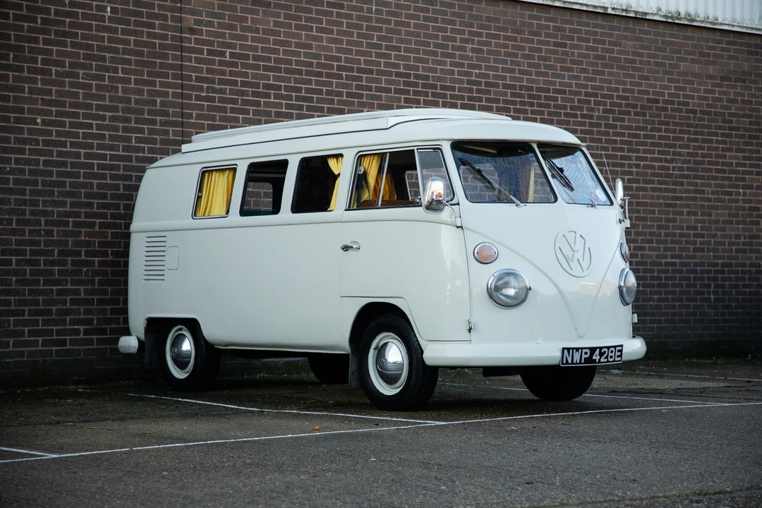 1966 Volkswagen Split-Window Camper - Image 10 of 31