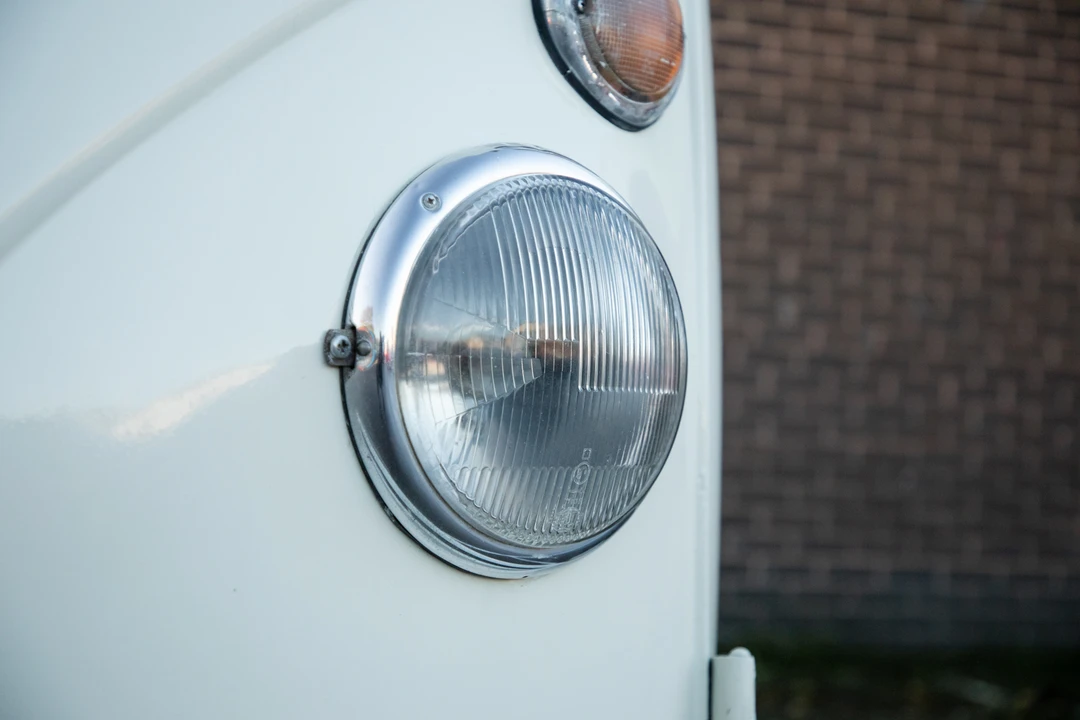 1966 Volkswagen Split-Window Camper - Image 23 of 31