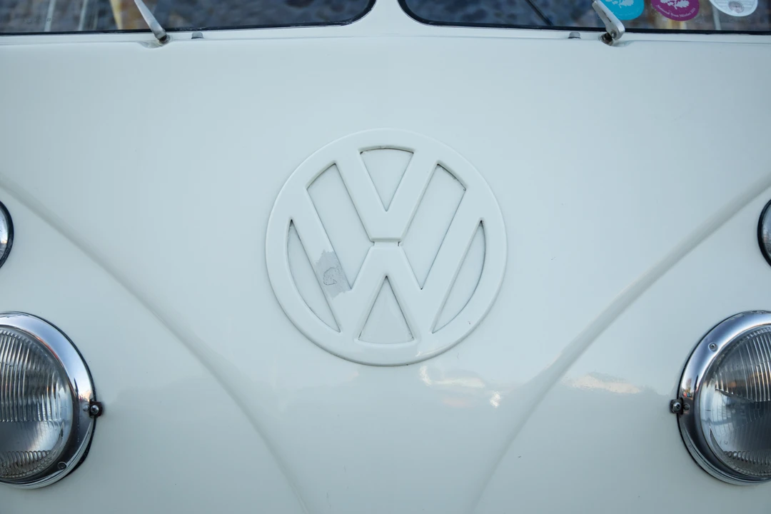 1966 Volkswagen Split-Window Camper - Image 25 of 31