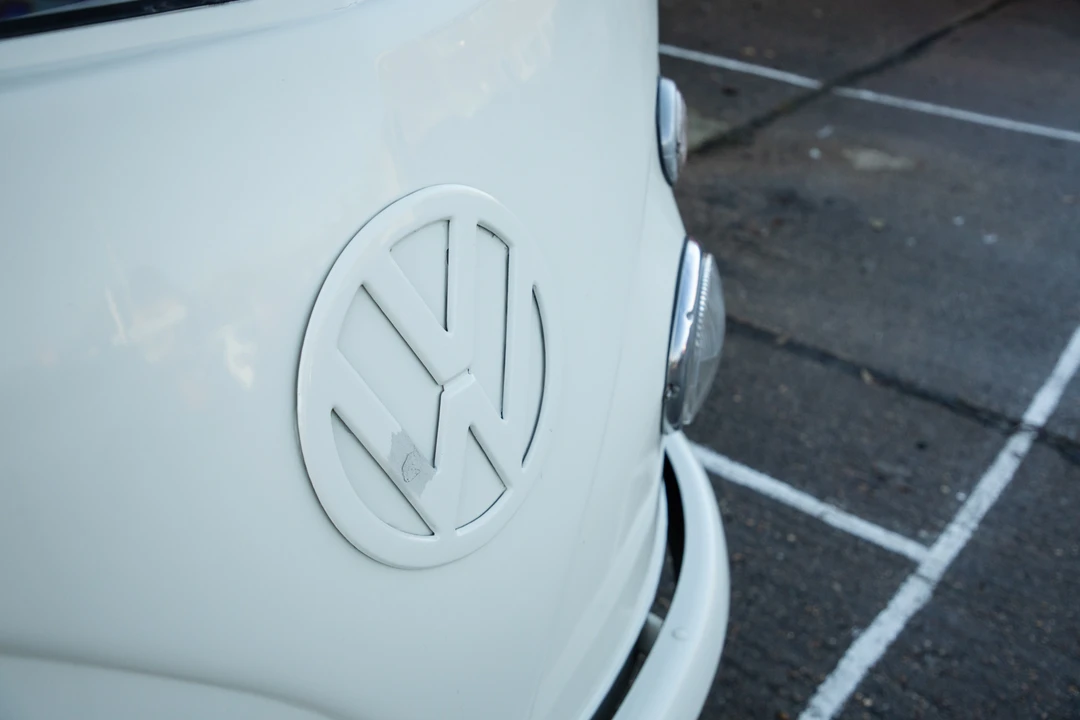 1966 Volkswagen Split-Window Camper - Image 26 of 31