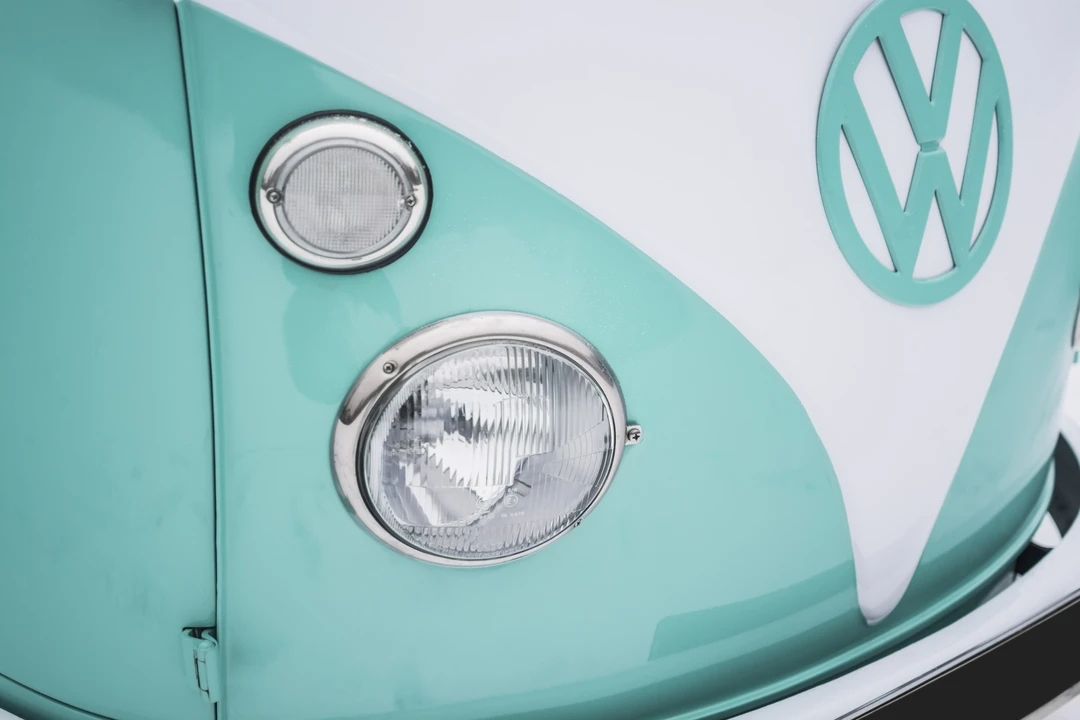 1966 Volkswagen Split-Window Camper - Image 14 of 31