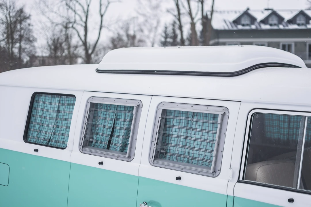 1966 Volkswagen Split-Window Camper - Image 30 of 31