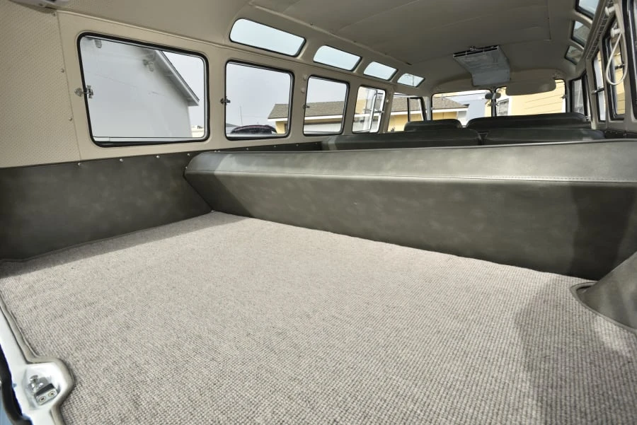 1966 Volkswagen Split-Window Bus - Image 26 of 31