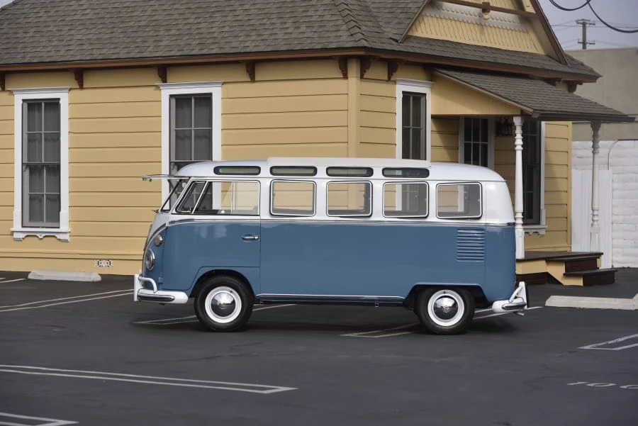 1966 Volkswagen Split-Window Bus - Image 21 of 31
