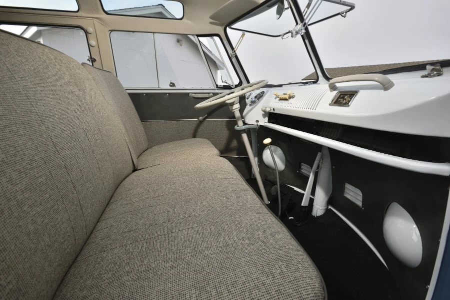 1966 Volkswagen Split-Window Bus - Image 23 of 31