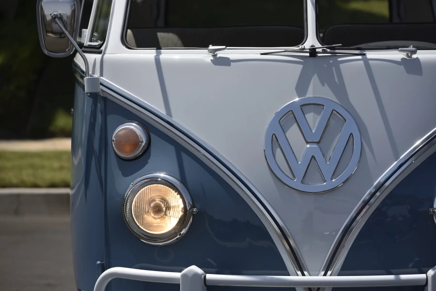 1966 Volkswagen Split-Window Bus - Image 11 of 31