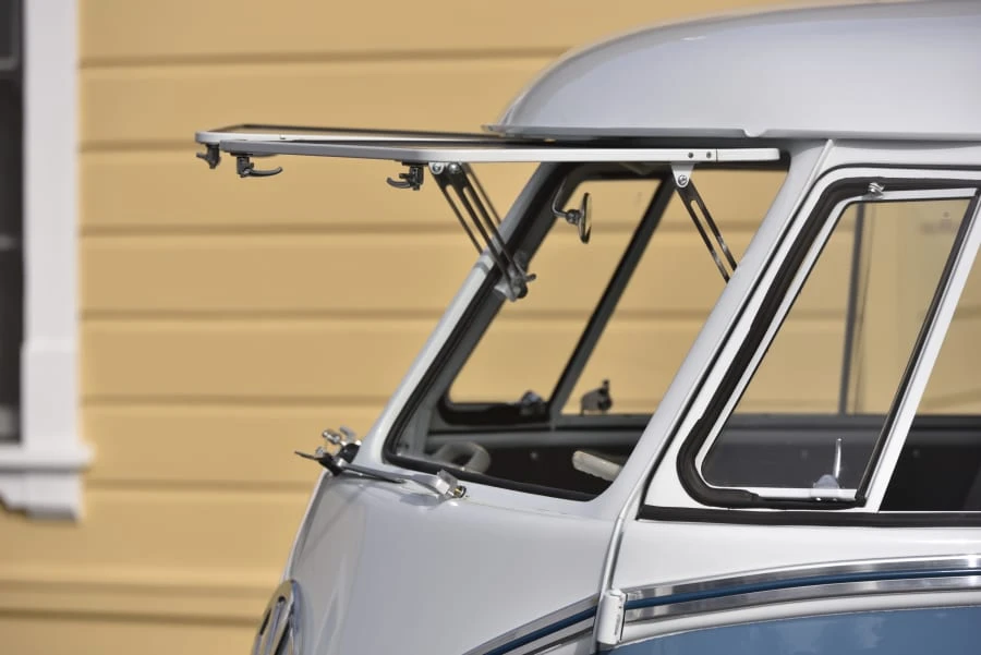 1966 Volkswagen Split-Window Bus - Image 9 of 31