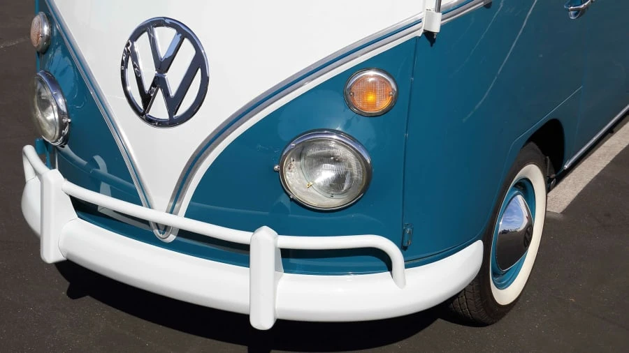 1966 Volkswagen Split-Window Bus - Image 18 of 19