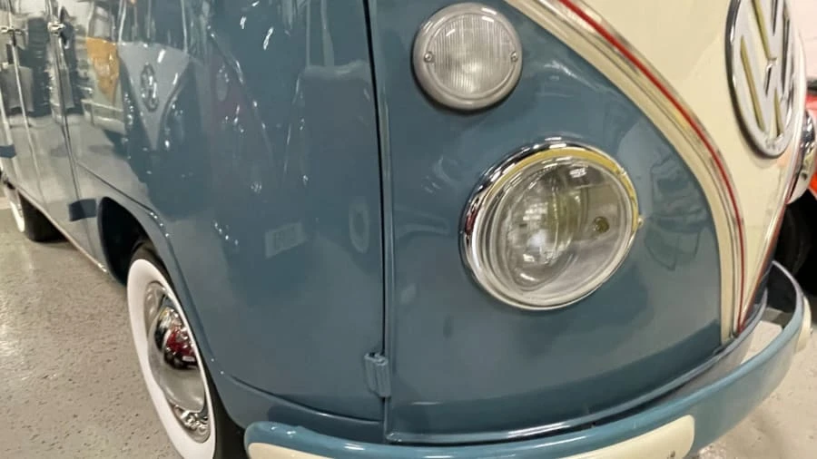 1966 Volkswagen Split-Window Bus - Image 21 of 26