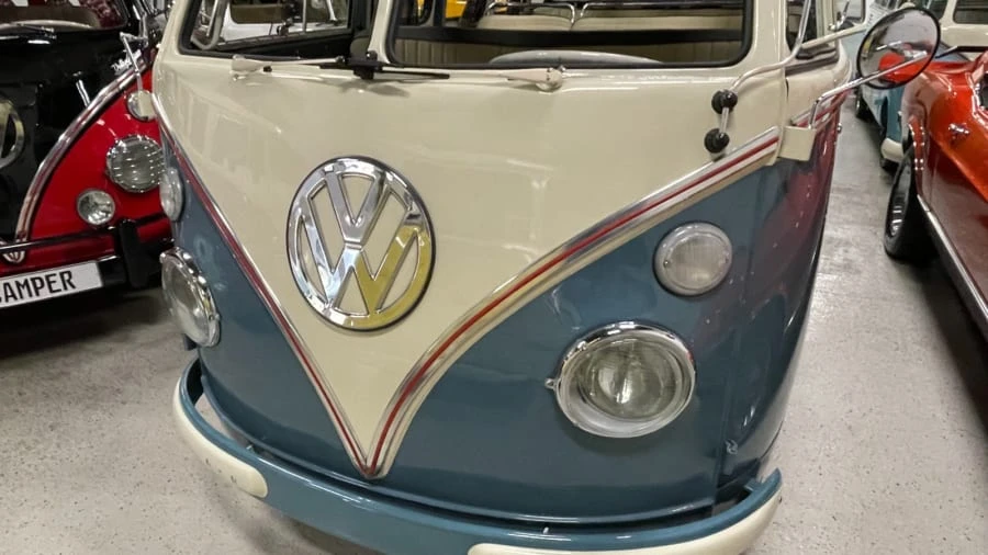 1966 Volkswagen Split-Window Bus - Image 22 of 26