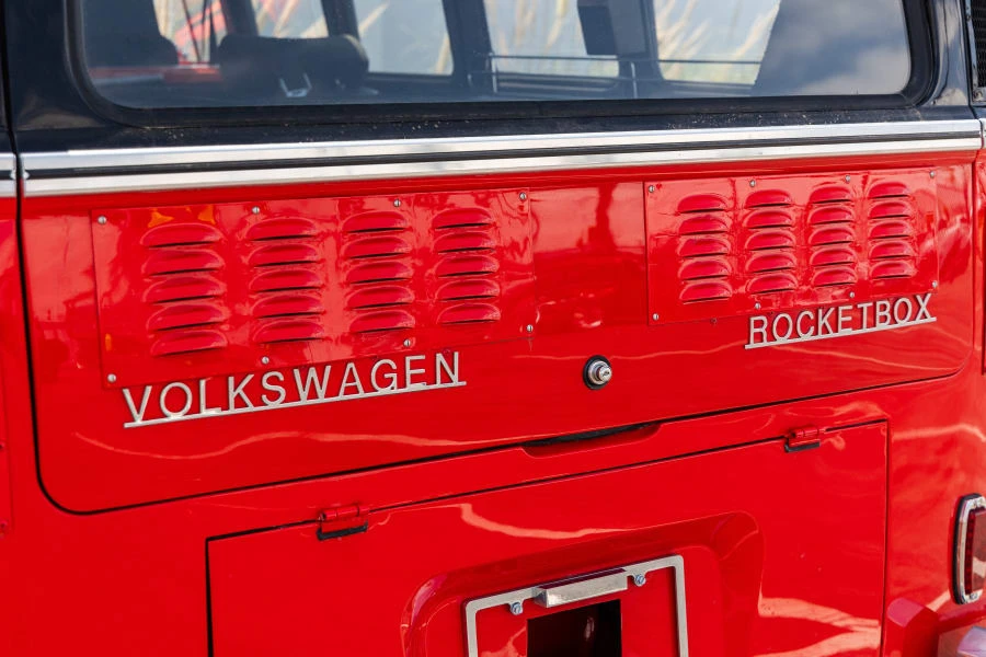 1966 Volkswagen Split-Window Bus - Image 6 of 24