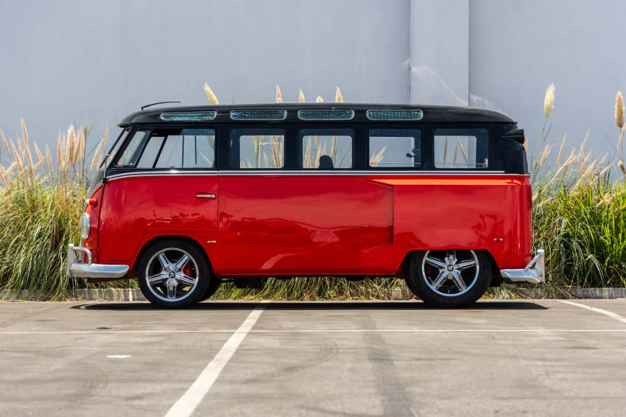 1966 Volkswagen Split-Window Bus - Image 2 of 24