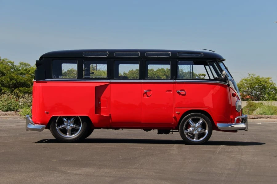 1966 Volkswagen Split-Window Bus - Image 2 of 31