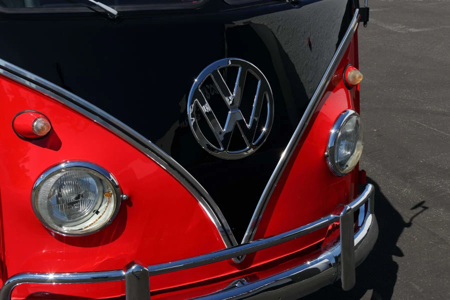 1966 Volkswagen Split-Window Bus - Image 14 of 31