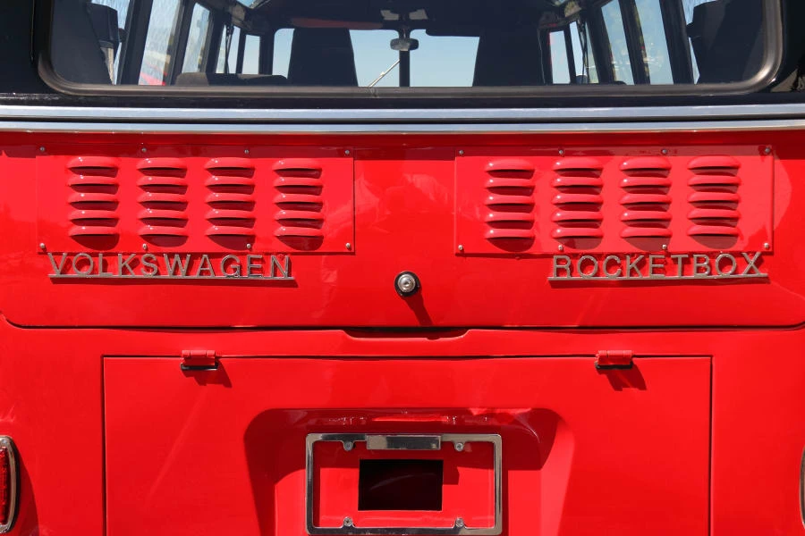1966 Volkswagen Split-Window Bus - Image 12 of 31