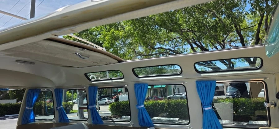 1966 Volkswagen Split-Window Bus - Image 18 of 27