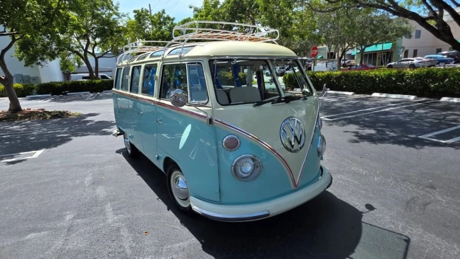 1966 Volkswagen Split-Window Bus - Image 6 of 27
