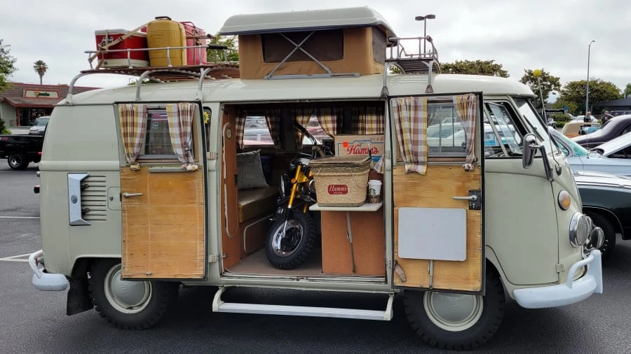 1966 Volkswagen Split-Window Camper - Image 4 of 17
