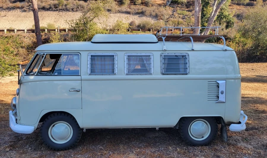 1966 Volkswagen Split-Window Camper - Image 2 of 17