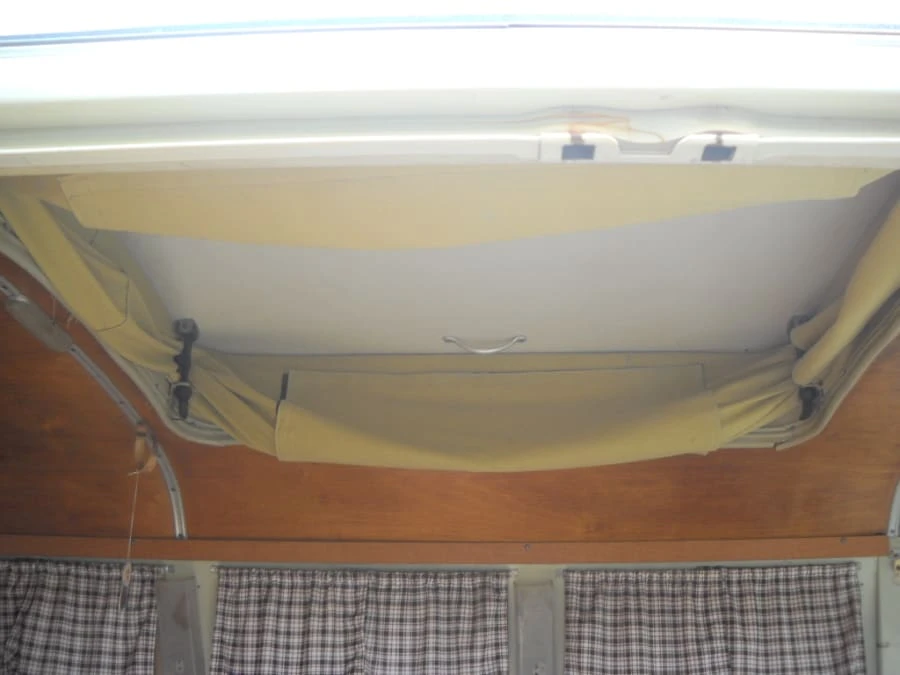 1966 Volkswagen Split-Window Camper - Image 7 of 10