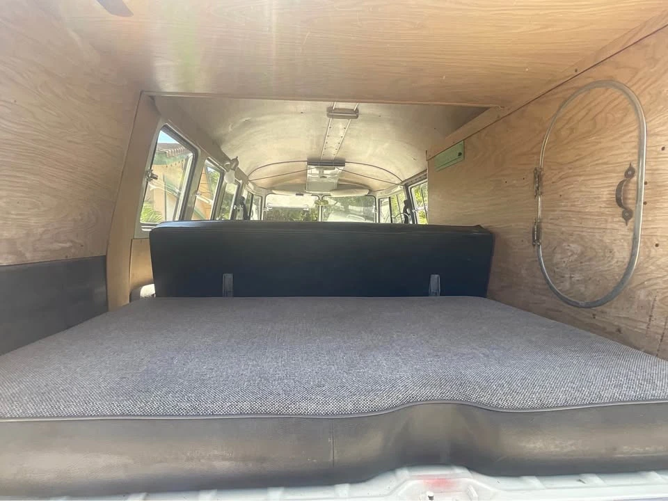 1966 Volkswagen Split-Window Camper - Image 8 of 20