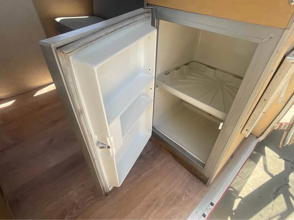 1966 Volkswagen Split-Window Camper - Image 16 of 20