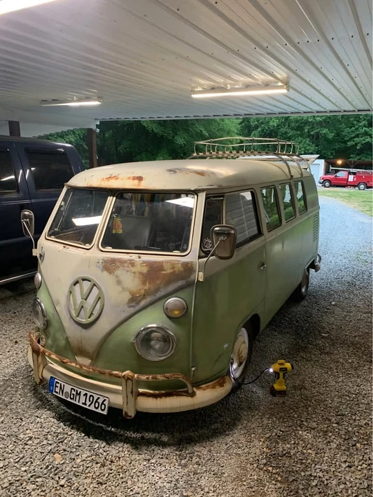1966 Volkswagen Split-Window Bus - Image 2 of 15