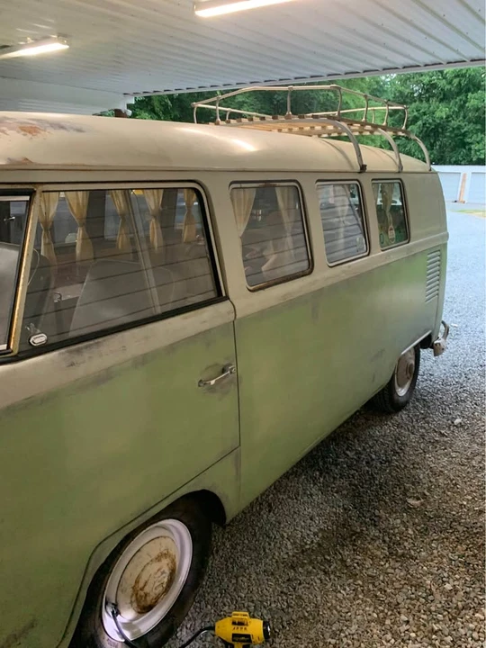 1966 Volkswagen Split-Window Bus - Image 3 of 15