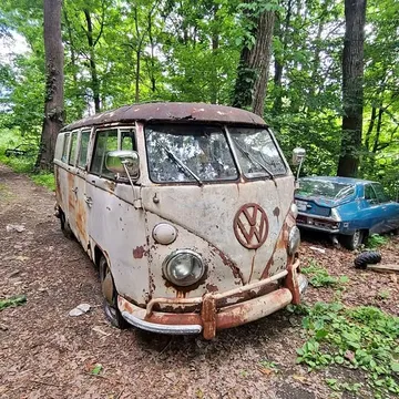 1966 Volkswagen Type 2 11 Window Bus