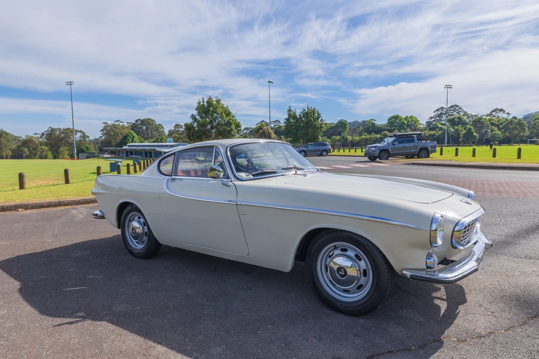 1966 Volvo 1800S - Image 27 of 31