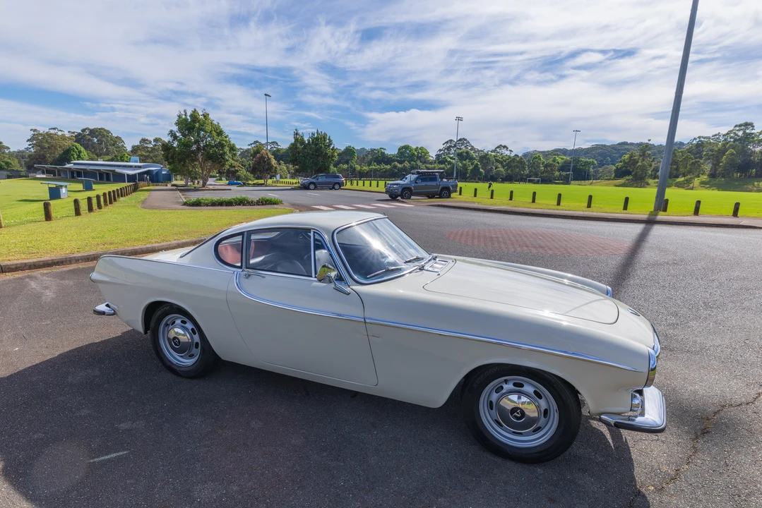 1966 Volvo 1800S - Image 23 of 31