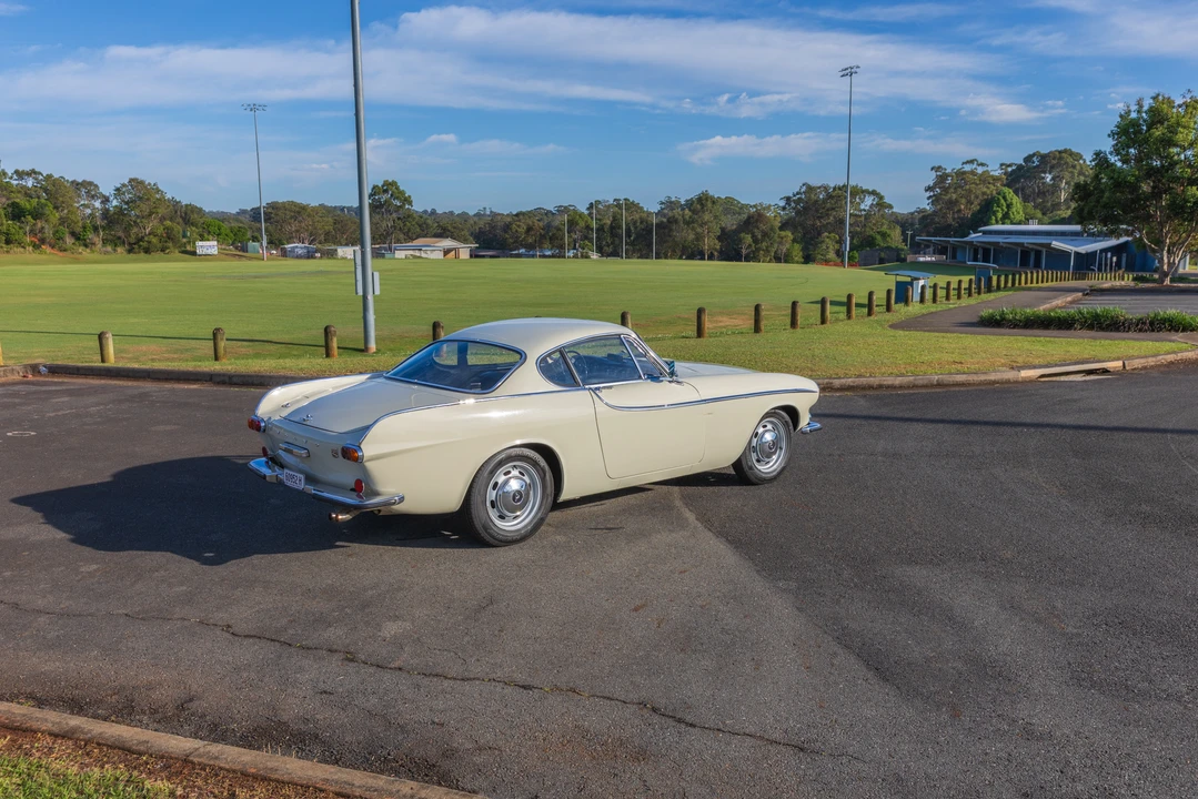 1966 Volvo 1800S - Image 7 of 31