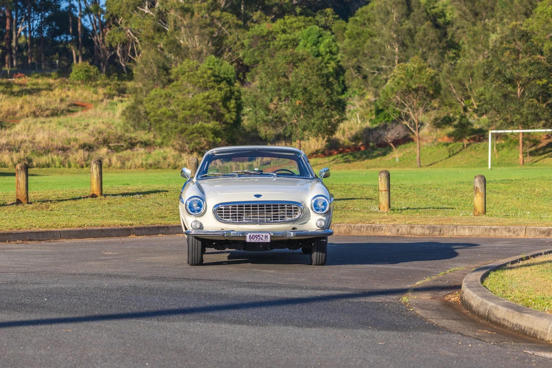 1966 Volvo 1800S - Image 10 of 31