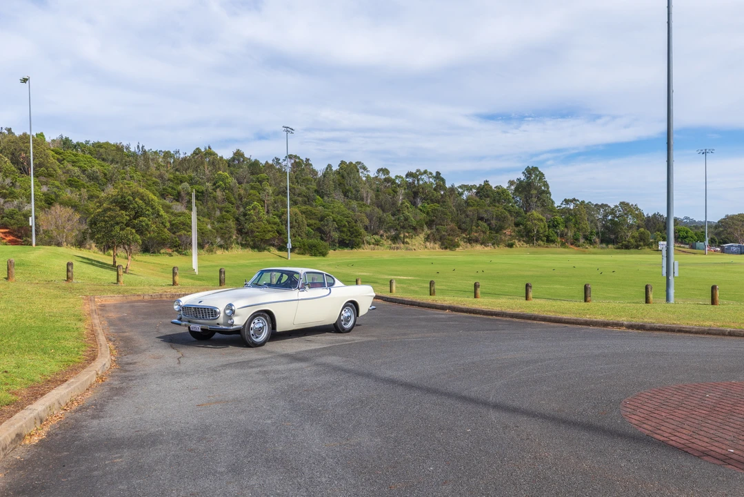 1966 Volvo 1800S - Image 26 of 31