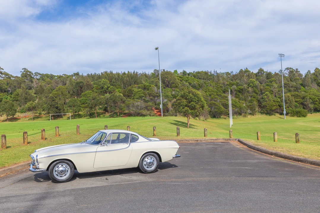 1966 Volvo 1800S - Image 12 of 31