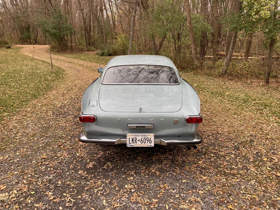 1966 Volvo 1800S - Image 13 of 31