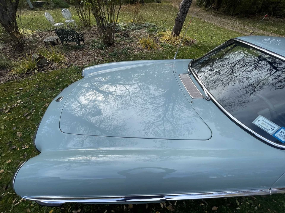 1966 Volvo 1800S - Image 29 of 31