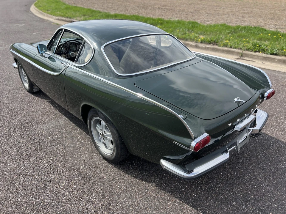 1966 Volvo 1800S - Image 11 of 31