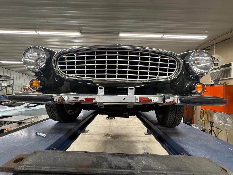 1966 Volvo 1800S - Image 29 of 31