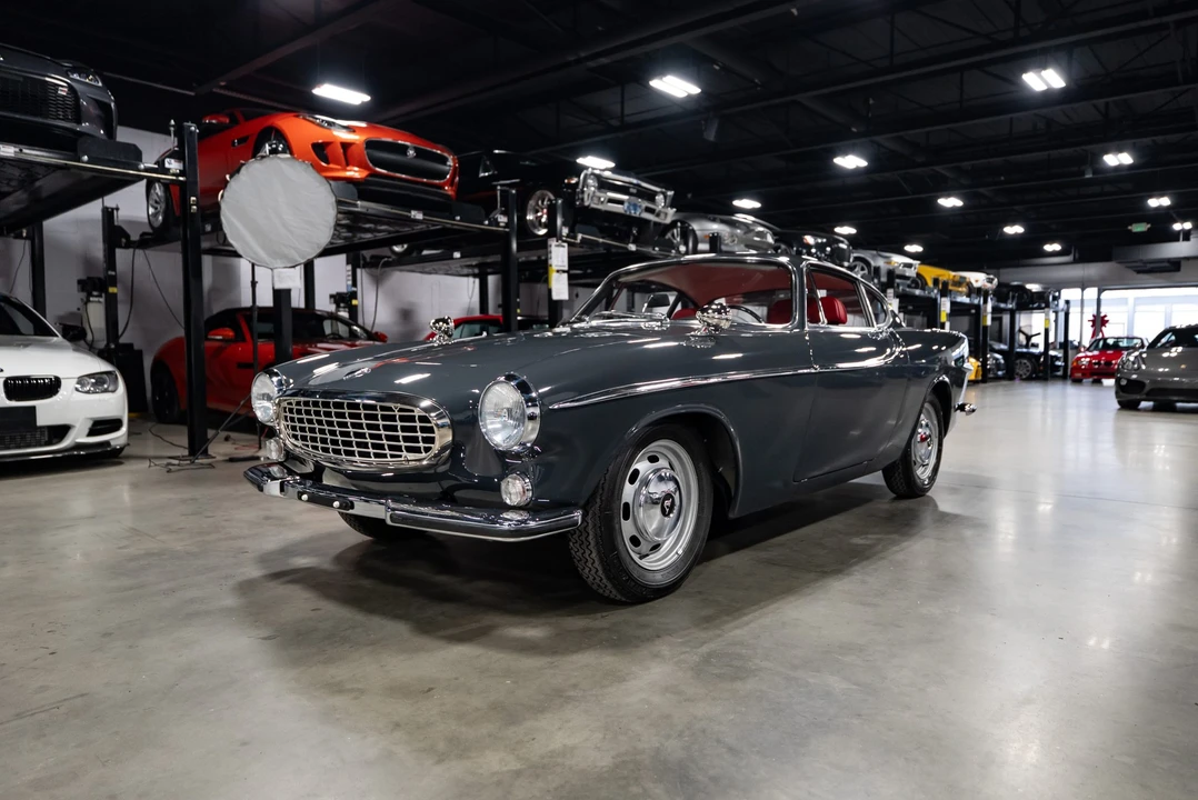 1966 Volvo 1800S - Image 17 of 31
