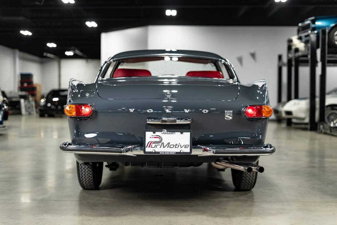 1966 Volvo 1800S - Image 9 of 31