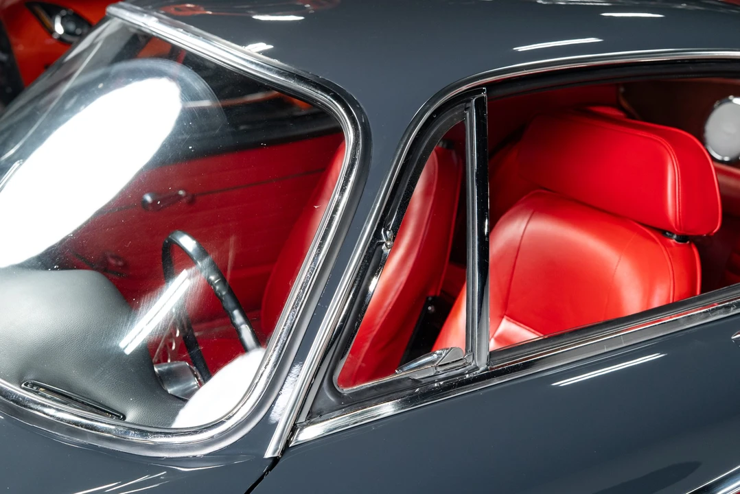 1966 Volvo 1800S - Image 26 of 31