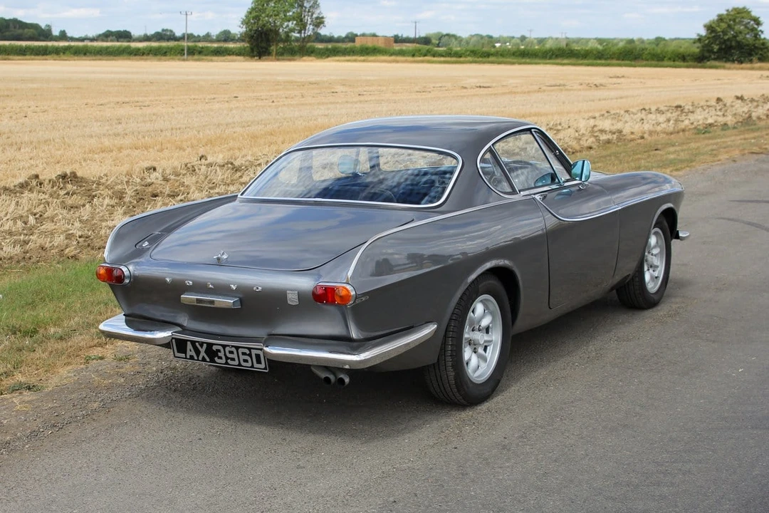 1966 Volvo 1800S - Image 29 of 30